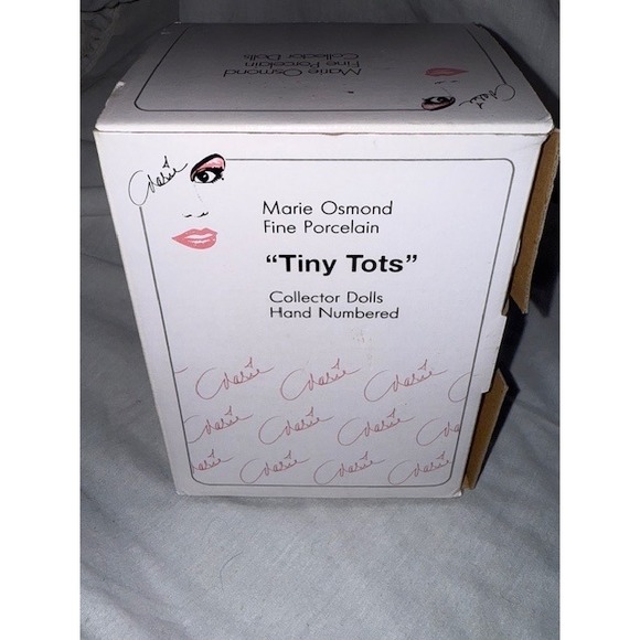 Marie Osmond Tiny Tots Doll Fine Porcelain Collector Amaya‎ - Picture 1 of 7